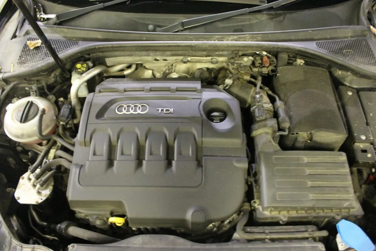 Audi A3 1.6 TDI SE - Image 4