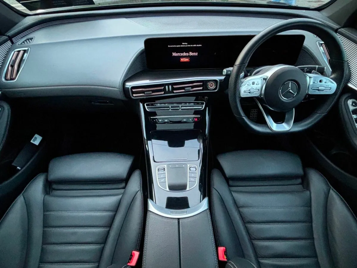 Mercedes-Benz EQC PREMIUM AMG LINE 400 4MATIC SUNR - Image 2