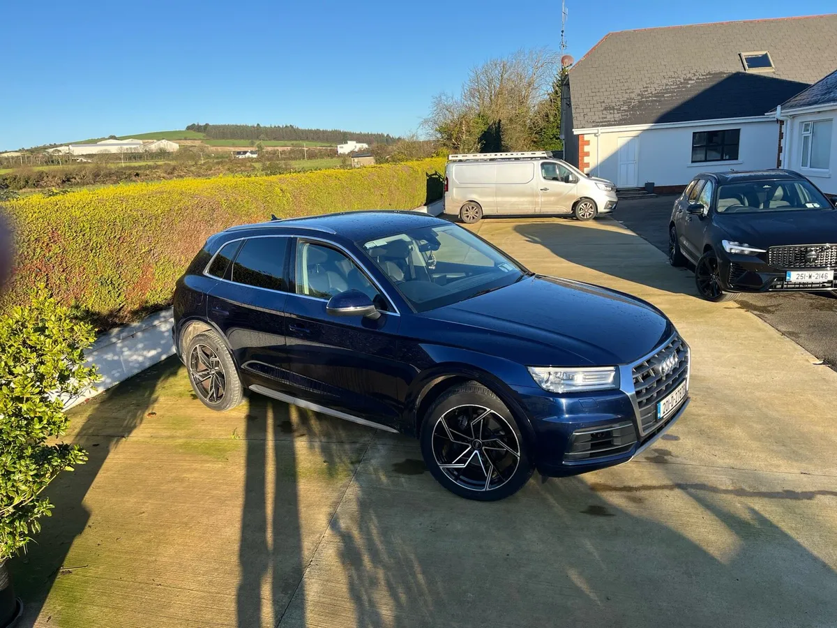 Audi Q5 - Image 2