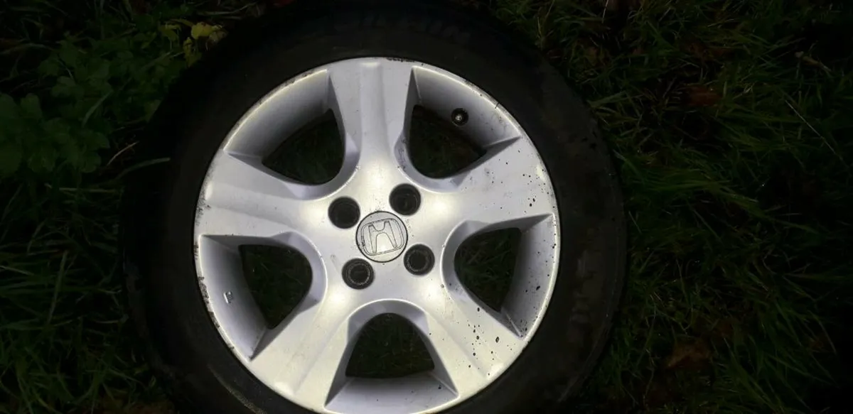 Honda alloys 15 inch - Image 2