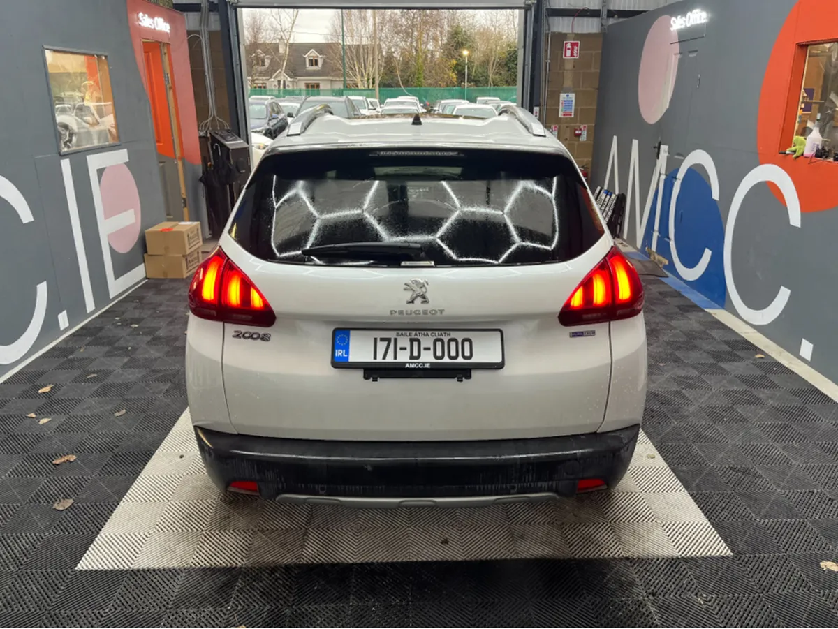 Peugeot 2008 2017 PEUGEOT 2008 1.2L PETROL / 67K K - Image 3
