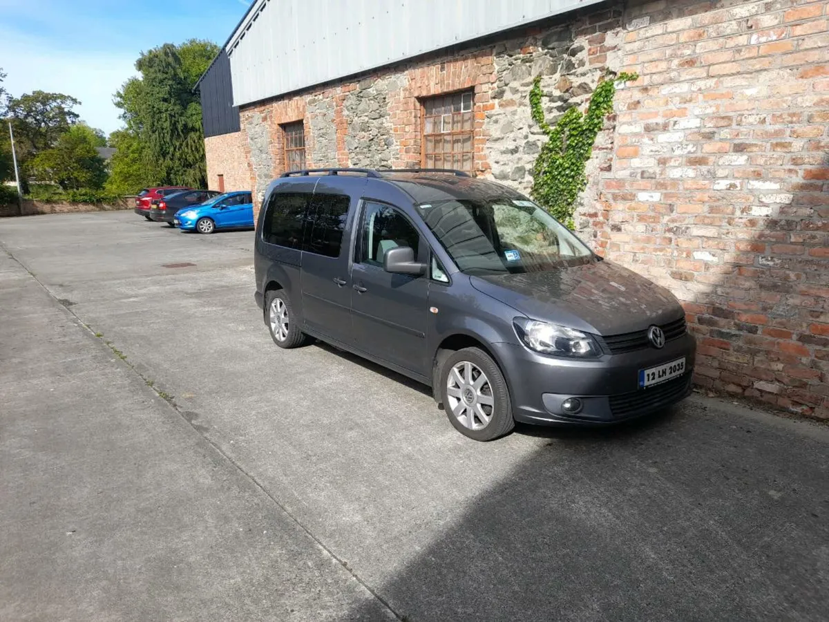 VW Caddymaxilife WAV (wheelchair accessible) - Image 2