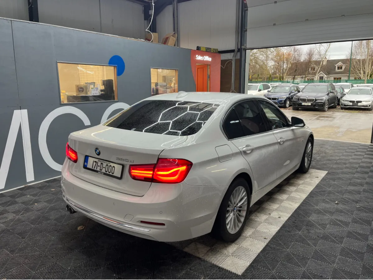 BMW 3-Series 2017 BMW 3 SERIES 320D LUXURY 2.0L DI - Image 2