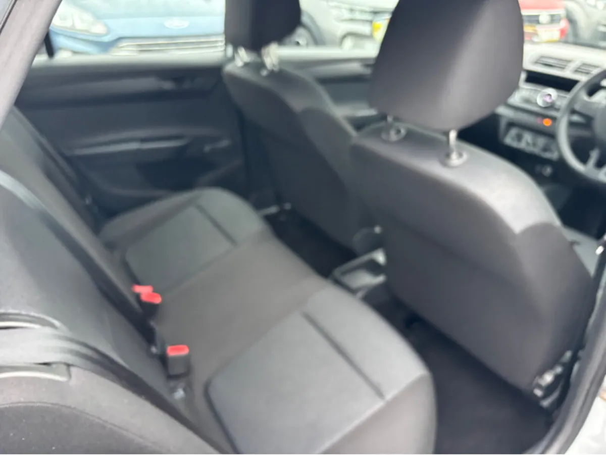 Skoda Fabia ACTIVE 1.0 MPI 60HP 4DR - Image 3