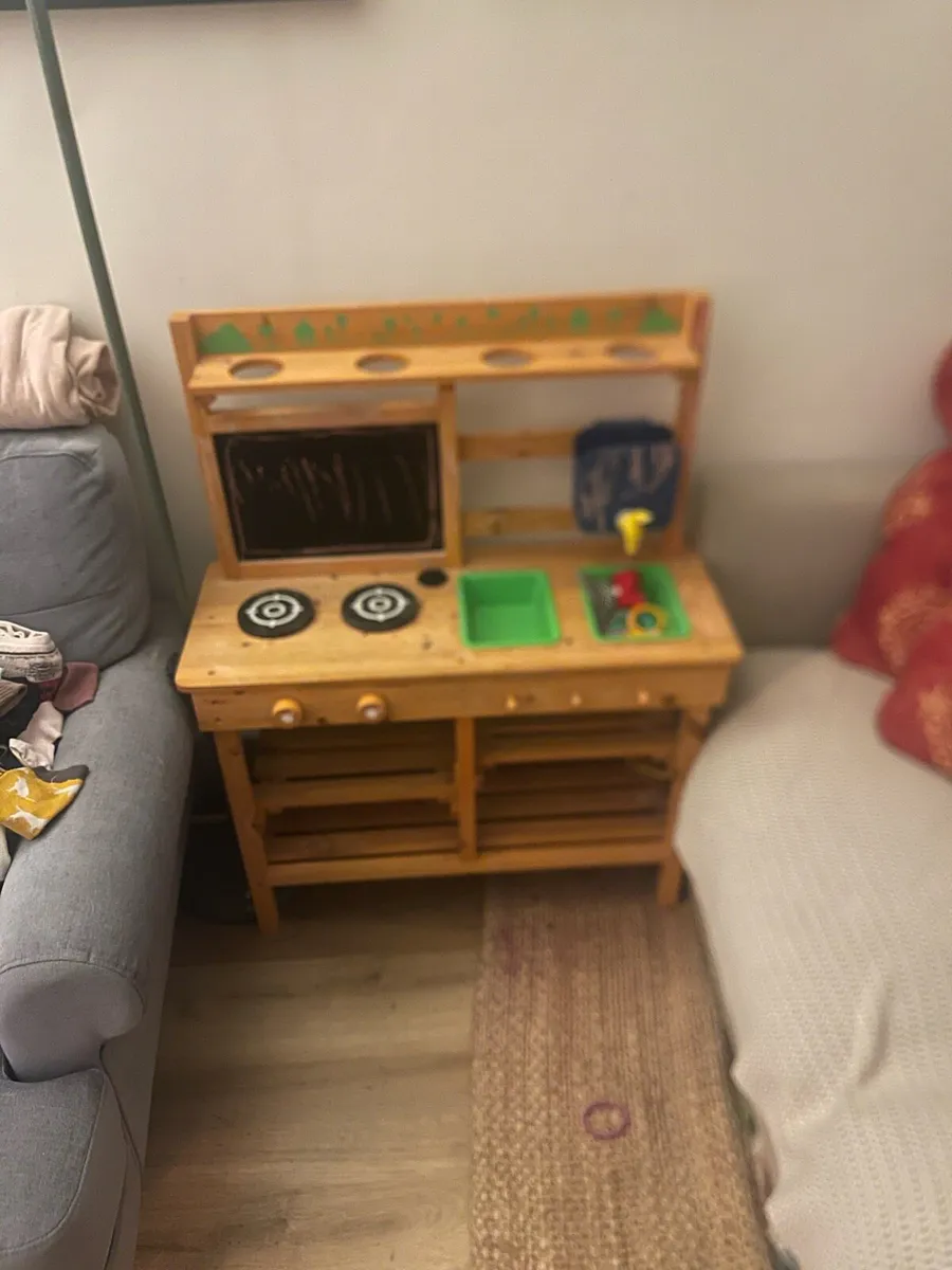 Mud kitchen - Image 1