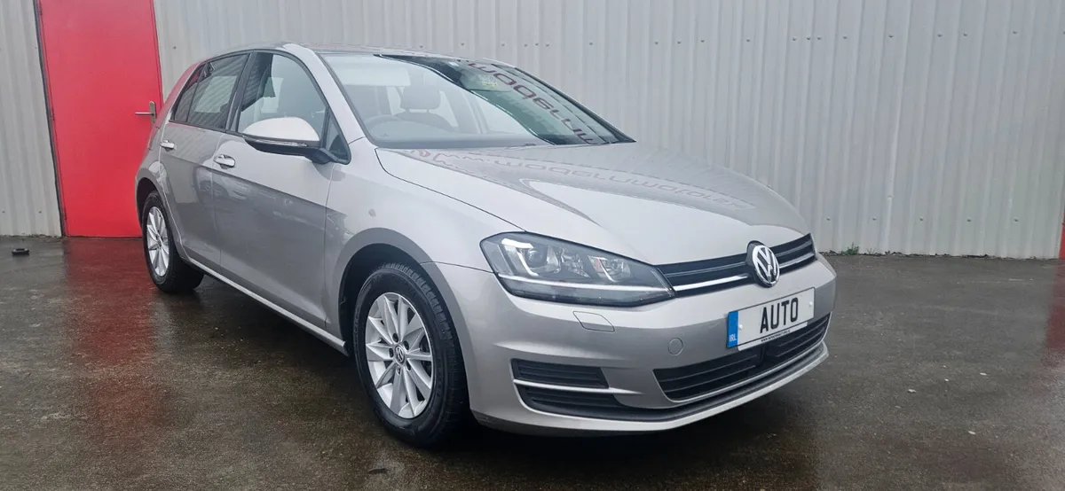 Volkswagen Golf automatic 1.2 tsi dsg low kms - Image 2