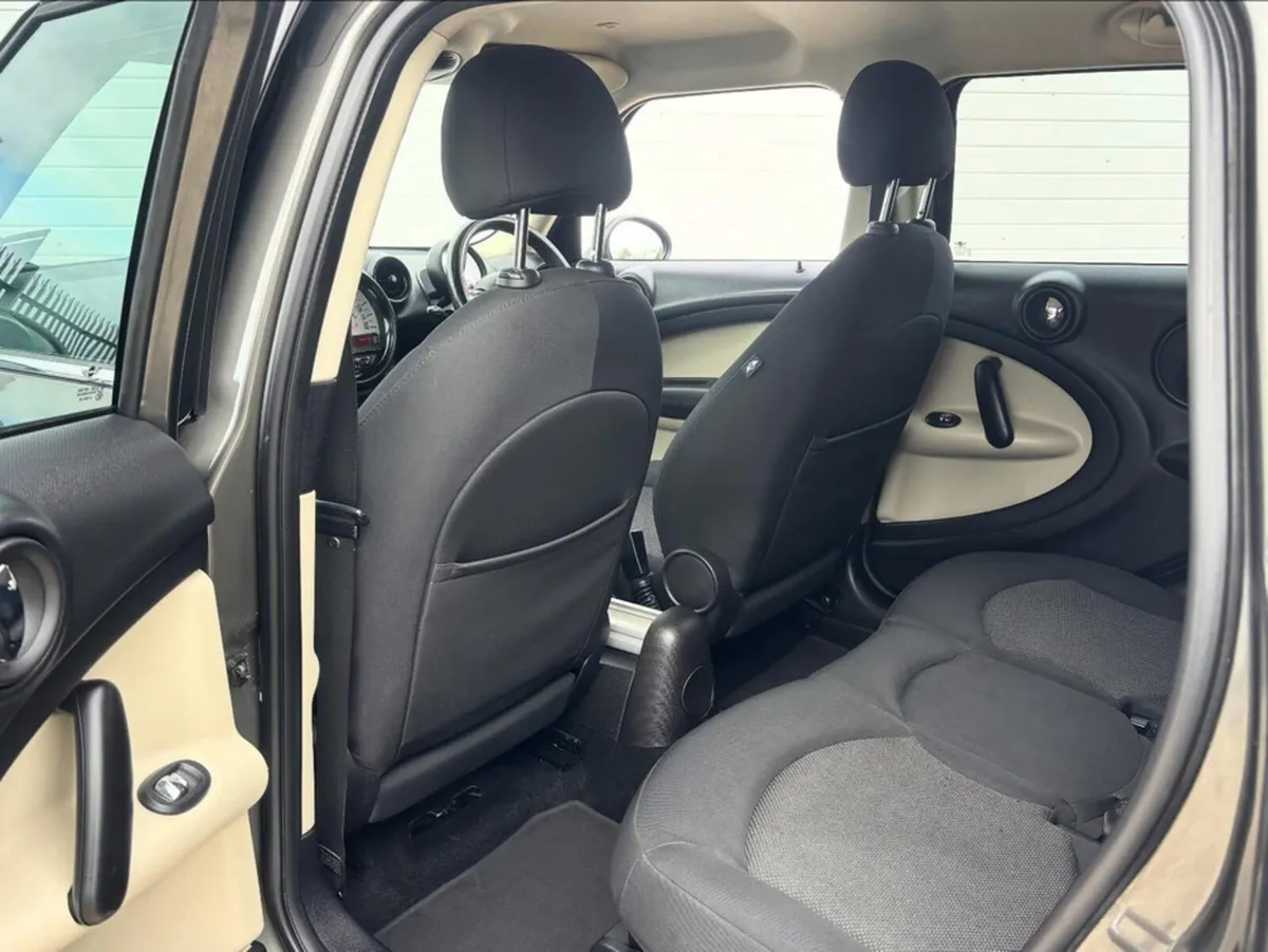 Mini Countryman D 5DR ONE - Image 3