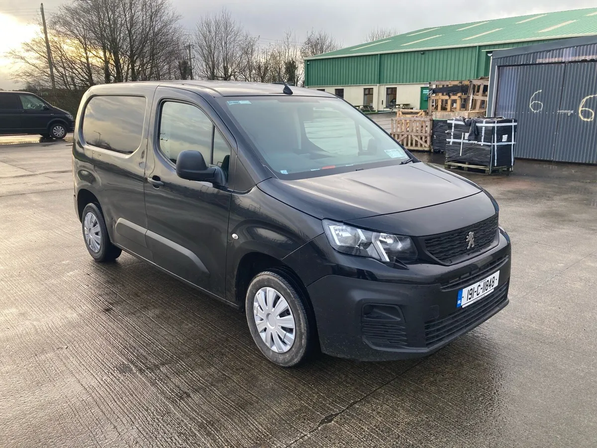 2019 Peugeot Partner 1.6 HDI , 3 Seater - Image 2