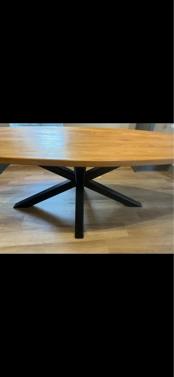Oval dining table - Image 3