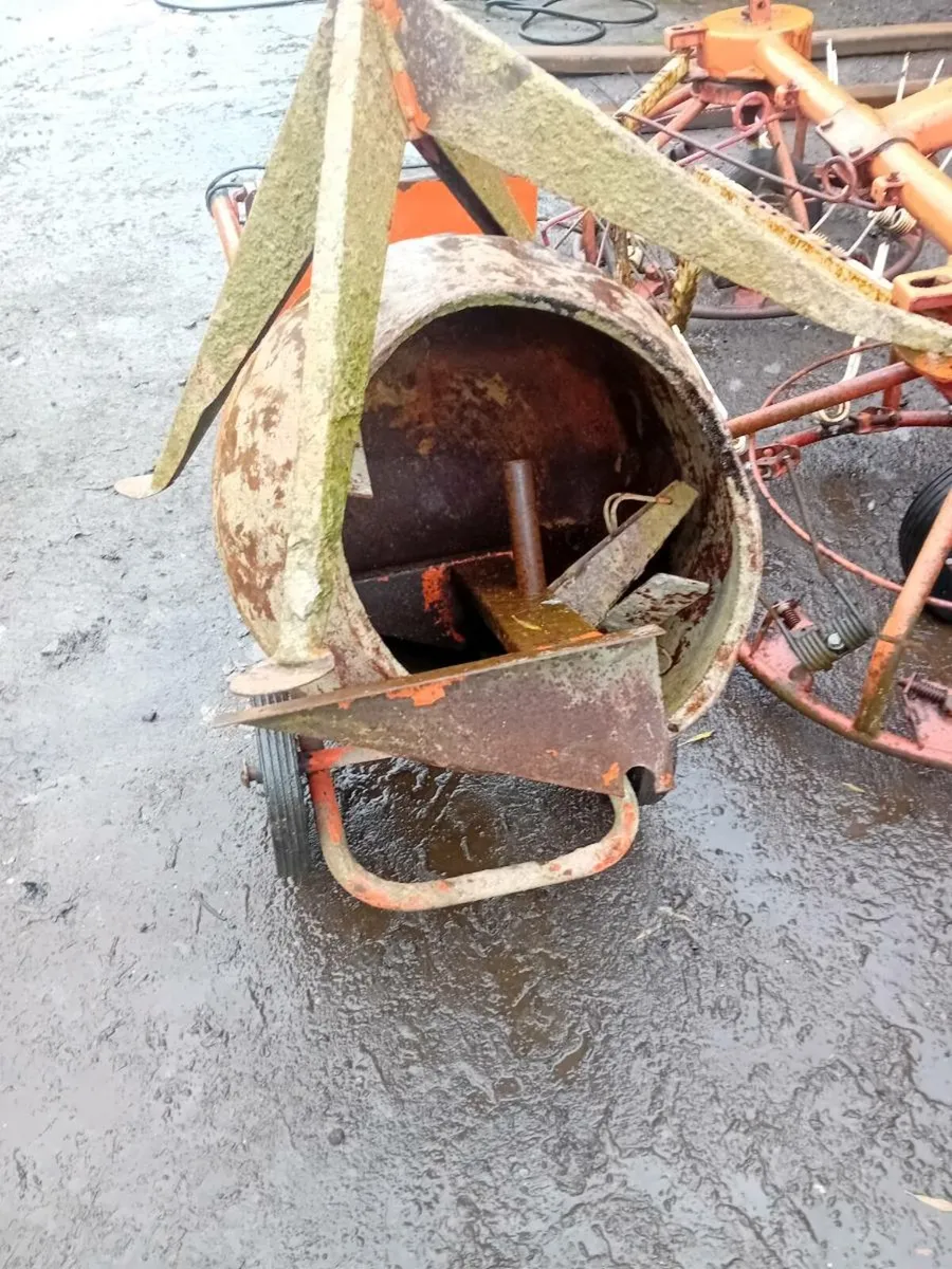 Bell Electric Cement Mixer - Image 3