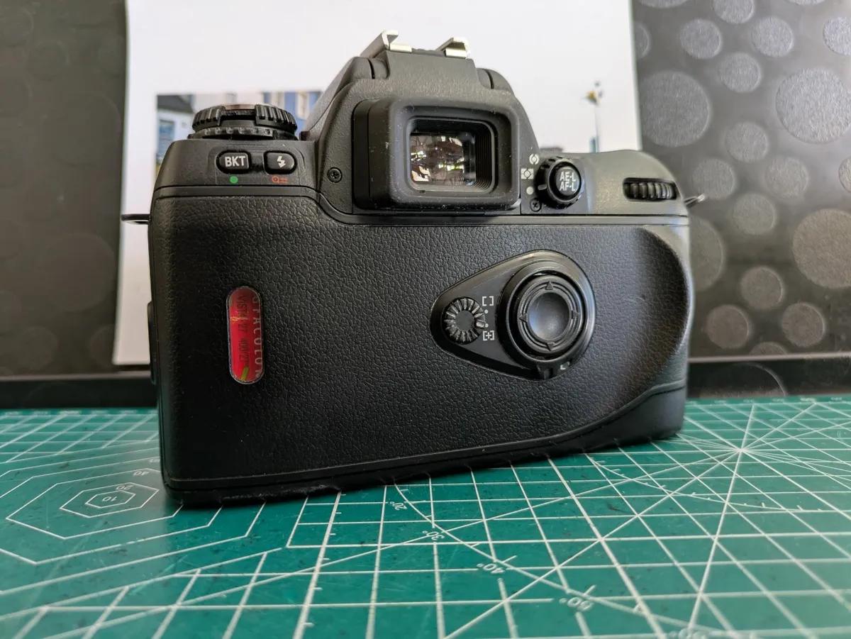 🎞️ Nikon F80 Autofocus film SLR camera, body only - Image 4