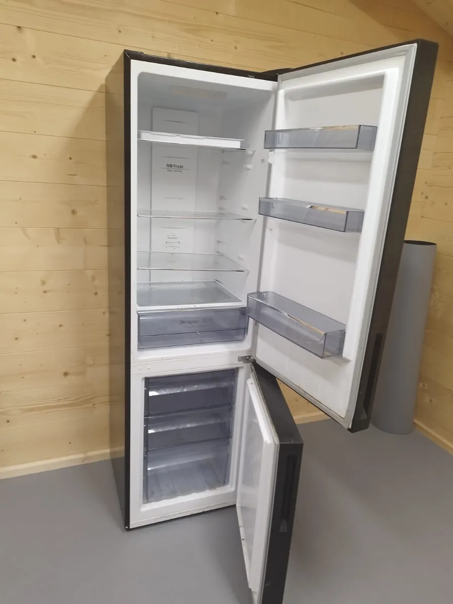 PowerPoint fridge freezer - Image 2