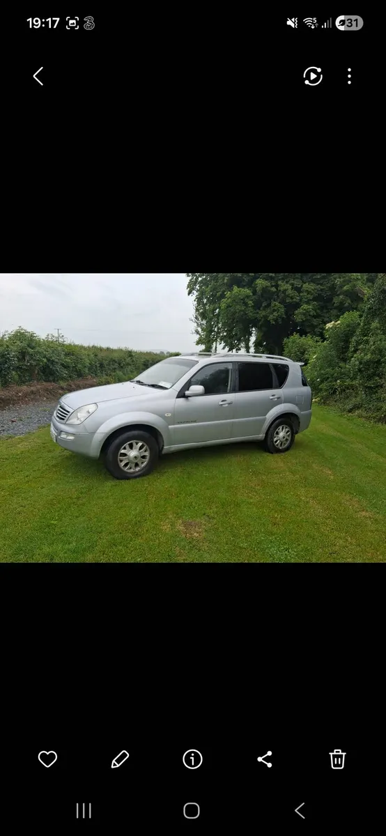 Rexton for parts or repair - Image 1