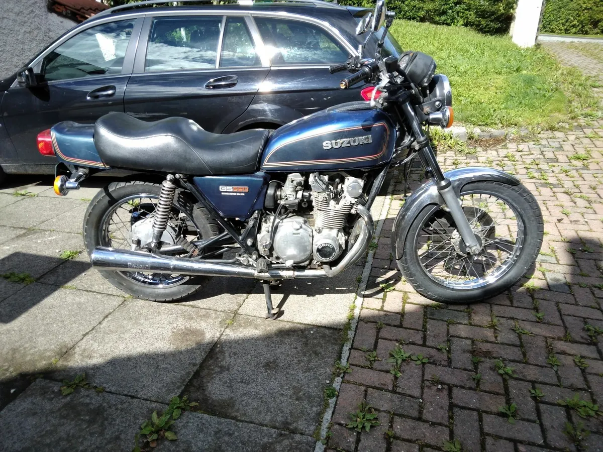 Suzuki GS 550 - Image 1