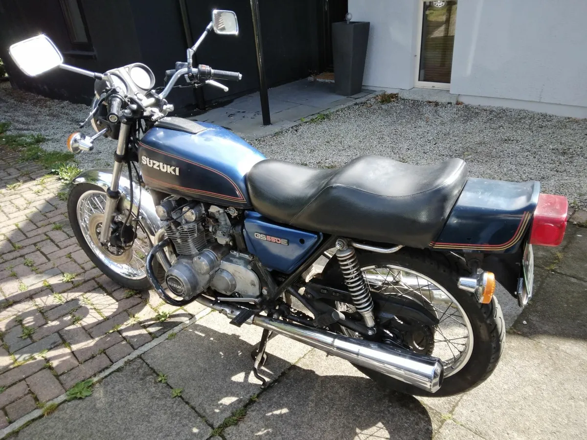 Suzuki GS 550 - Image 2