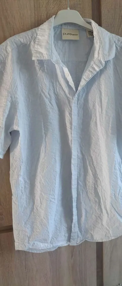dkny Light blue DKNY shirt size m worn once - Image 2
