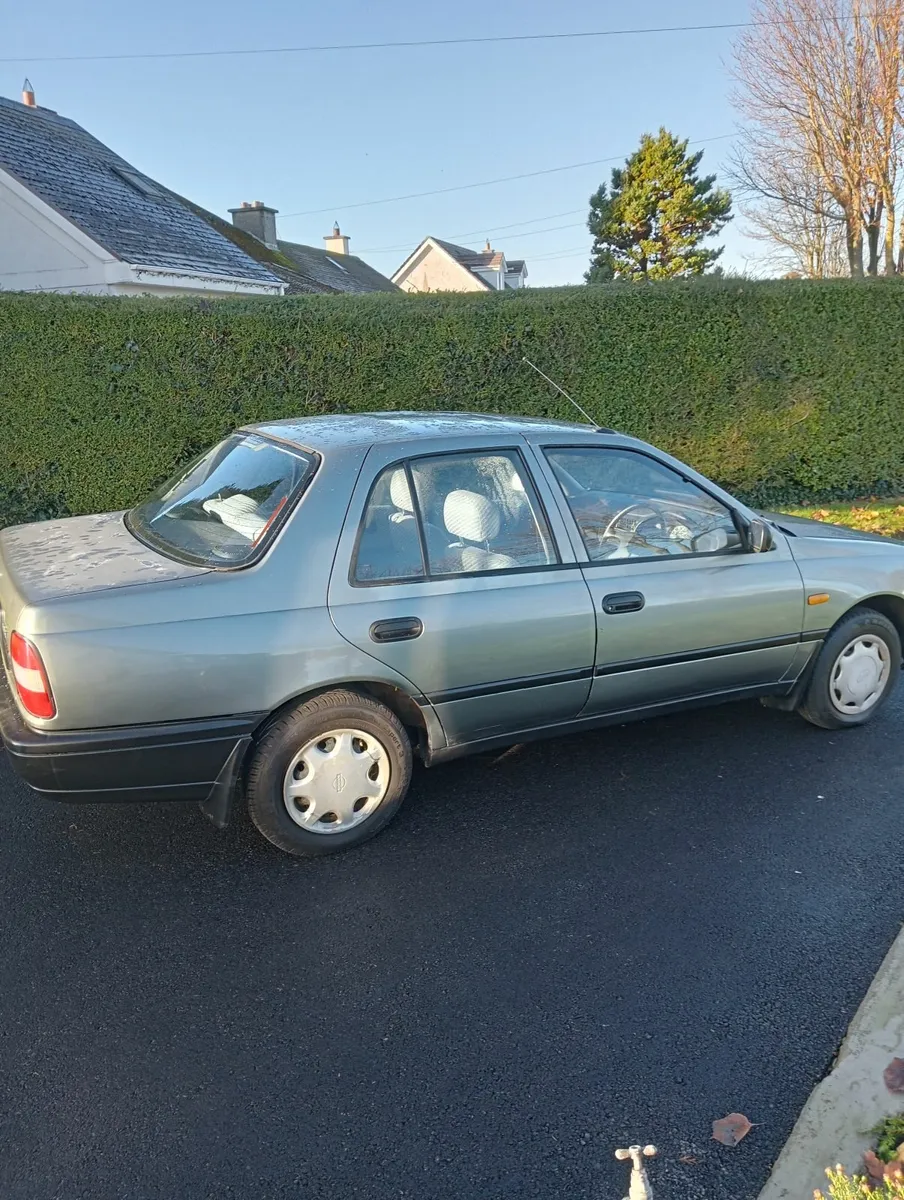 Nissan Sunny 1994 - Image 3