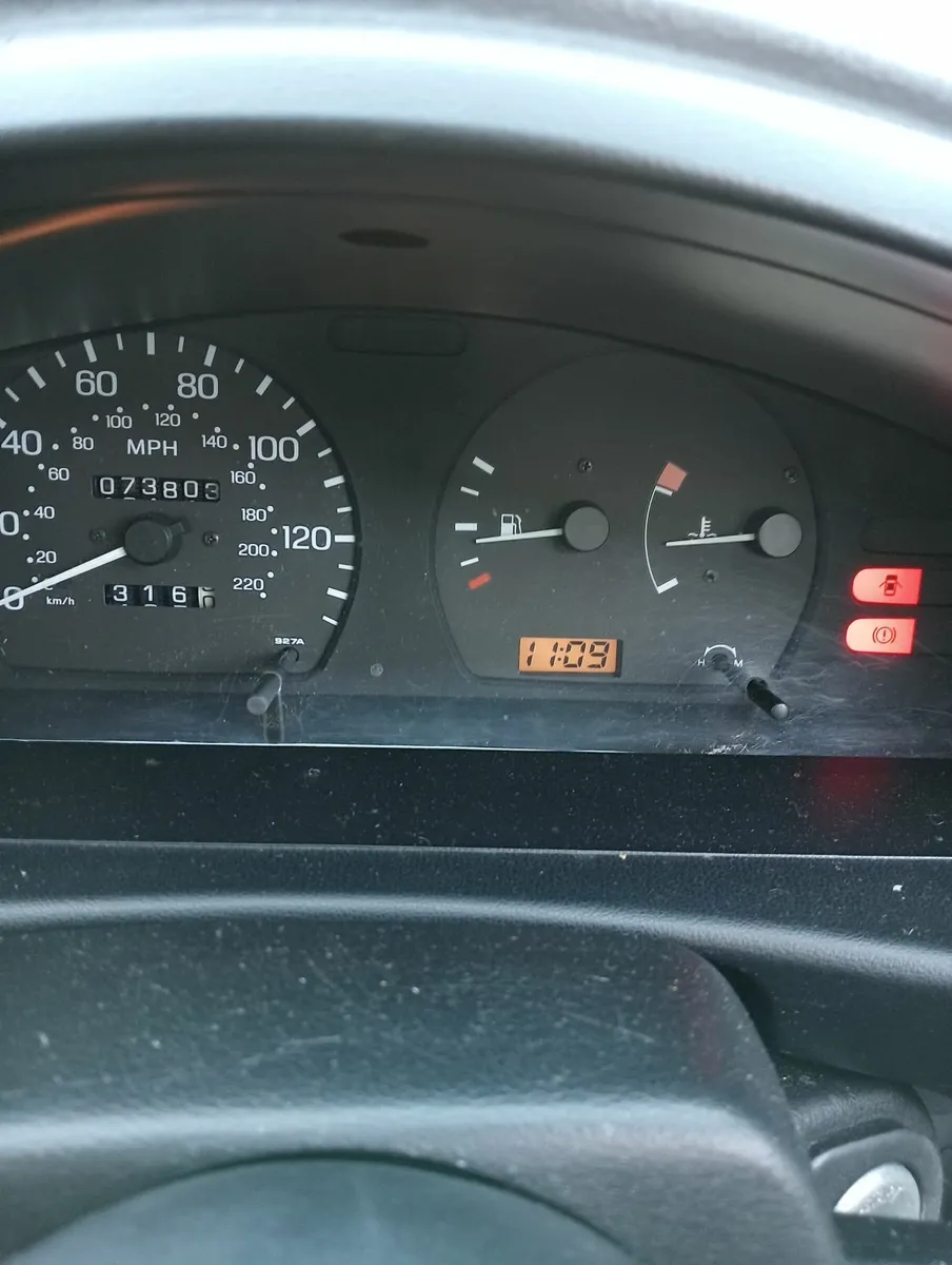 Nissan Sunny 1994 - Image 4