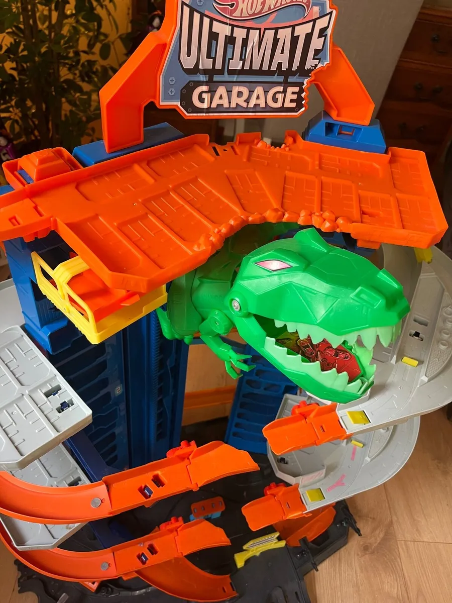 Hot wheels garage - Image 2