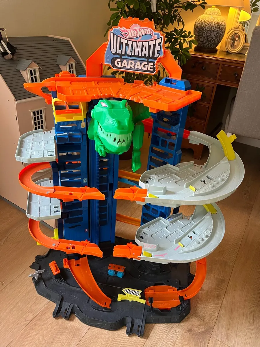 Hot wheels garage - Image 3