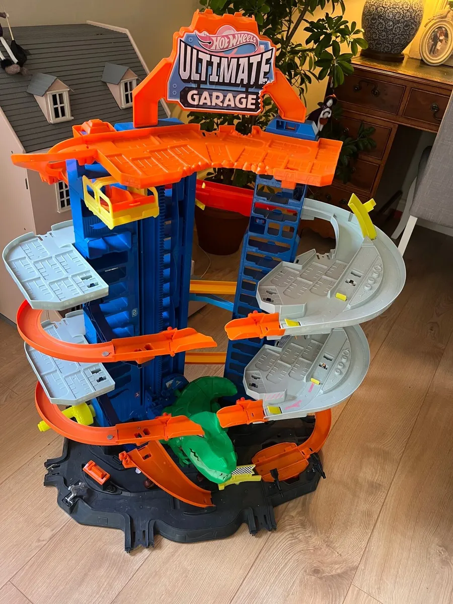 Hot wheels garage - Image 4