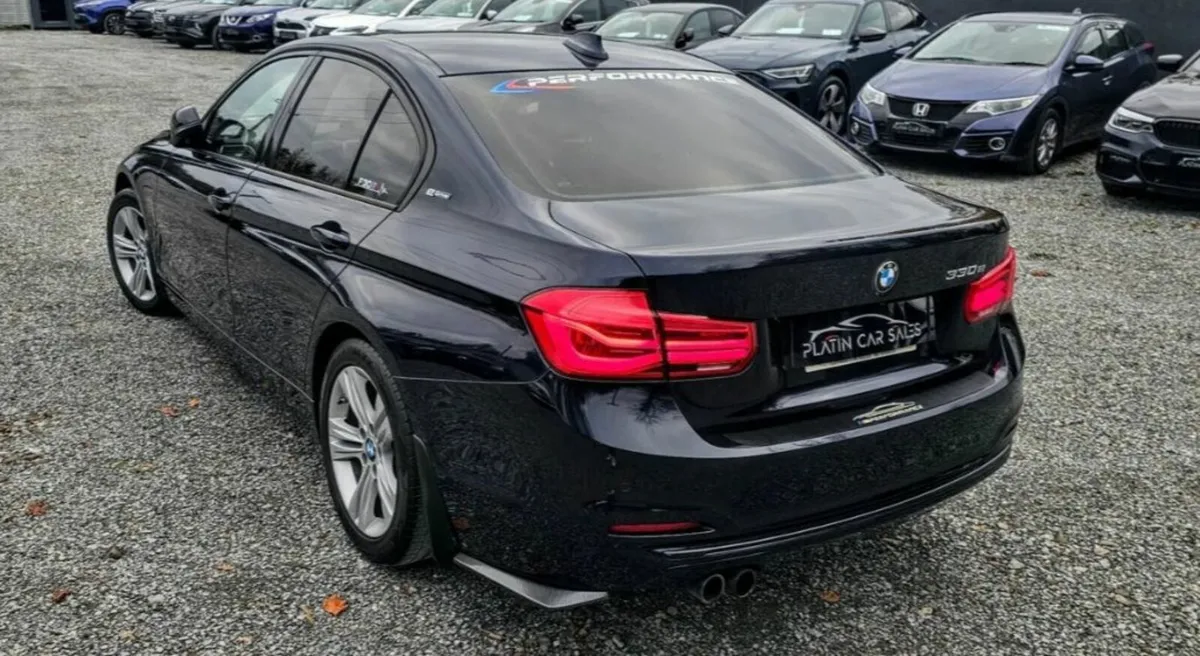 BMW 3-Series 2017 - Image 4