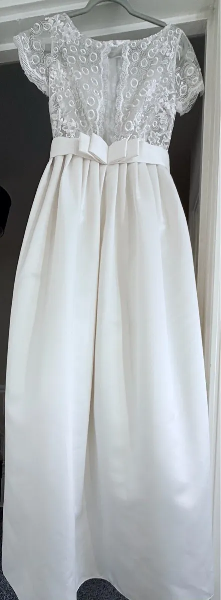 Wedding dress - Image 3