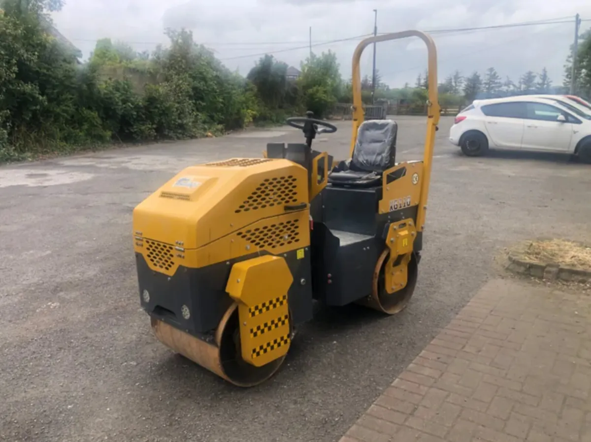 New King Kong XG110 Double Drum Vibrating Roller - Image 4