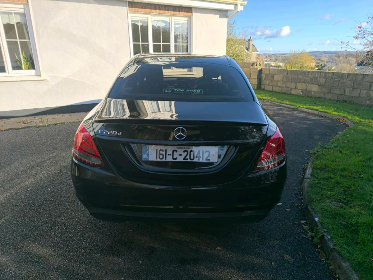 2016 Mercedes C220 - Image 4
