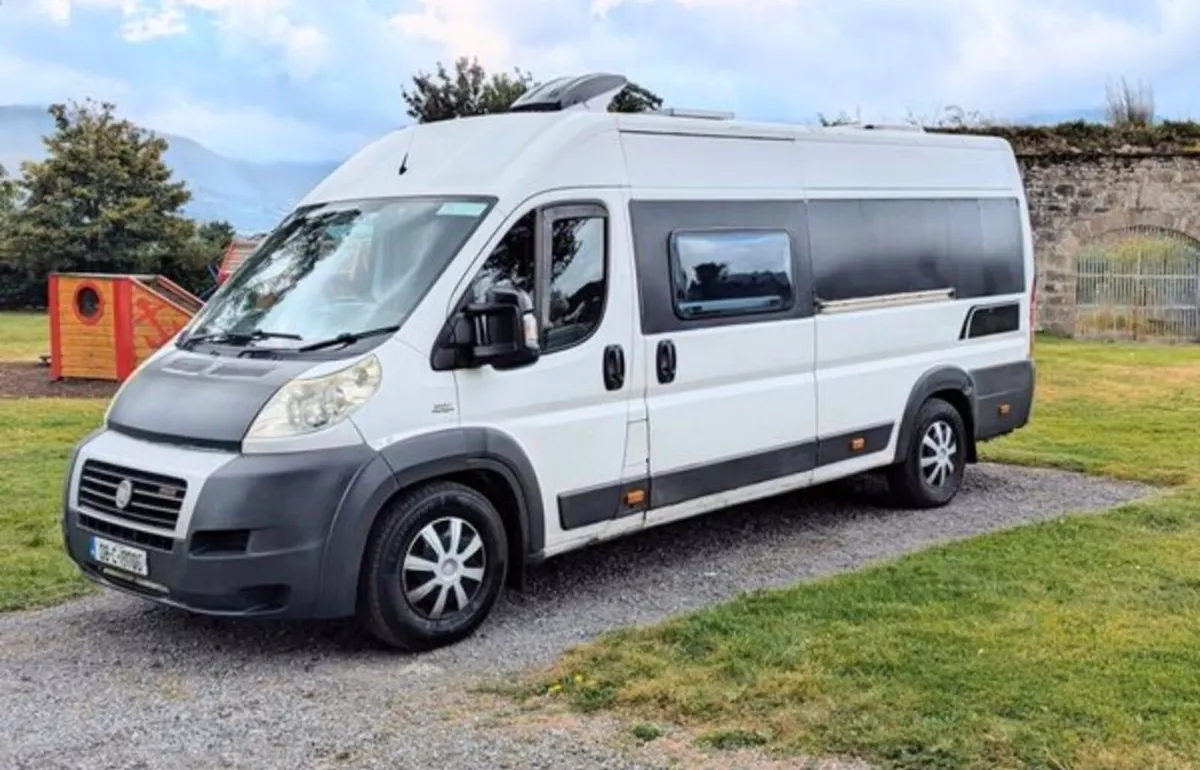 Fiat Ducato 3.0 - 7 seater campervan - Image 4