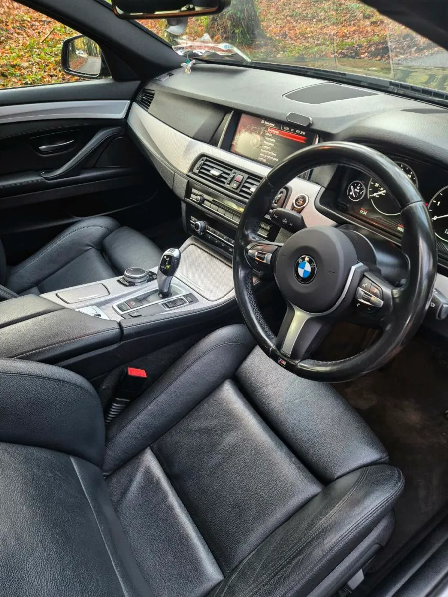 BMW 520D MSPORT BLACK - Image 4