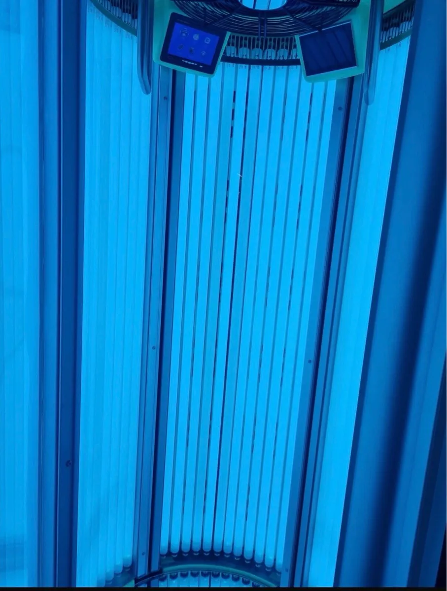 Stand Up Sunbed - Image 2