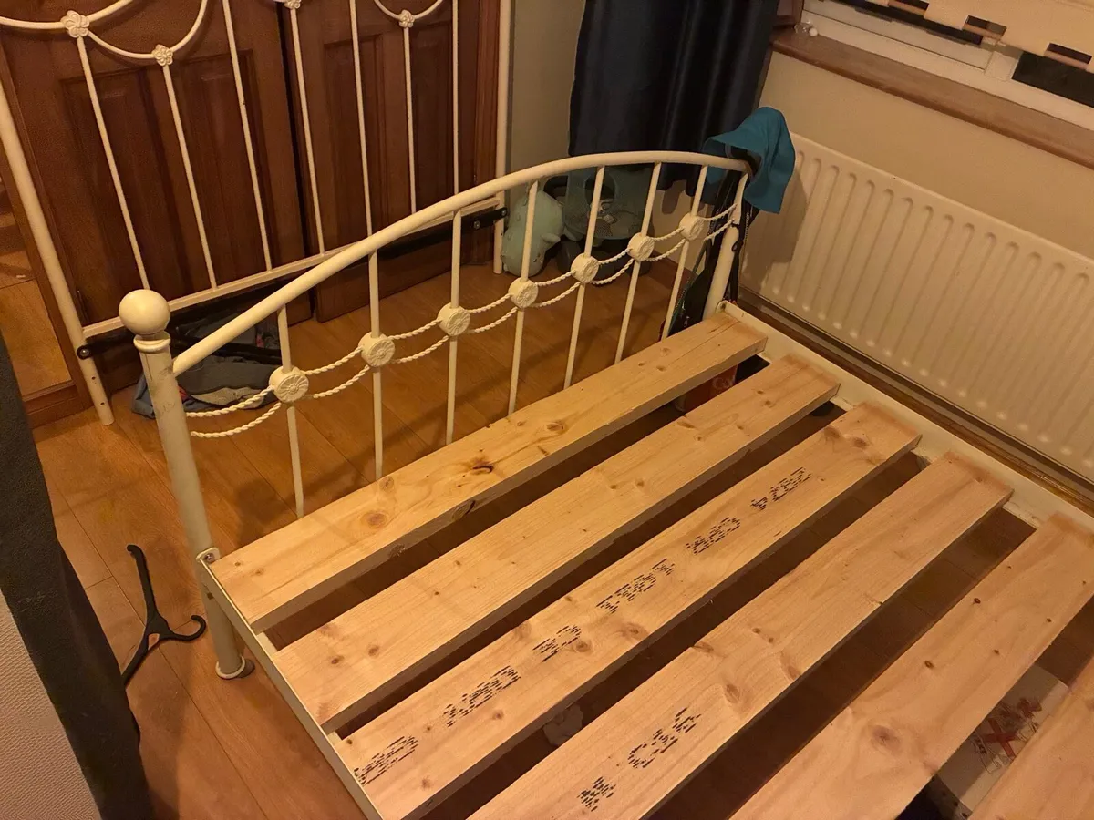 Bed frame - Image 2