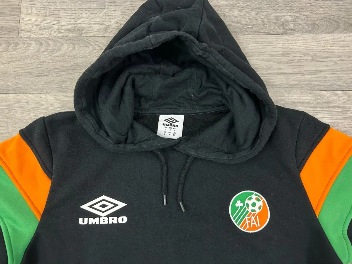 Retro Umbro Pro Training Ireland Hoodie Mens Small - Image 3