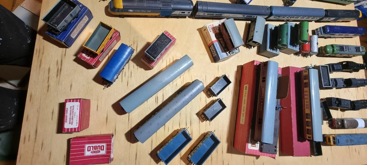 Hornby train - Image 1