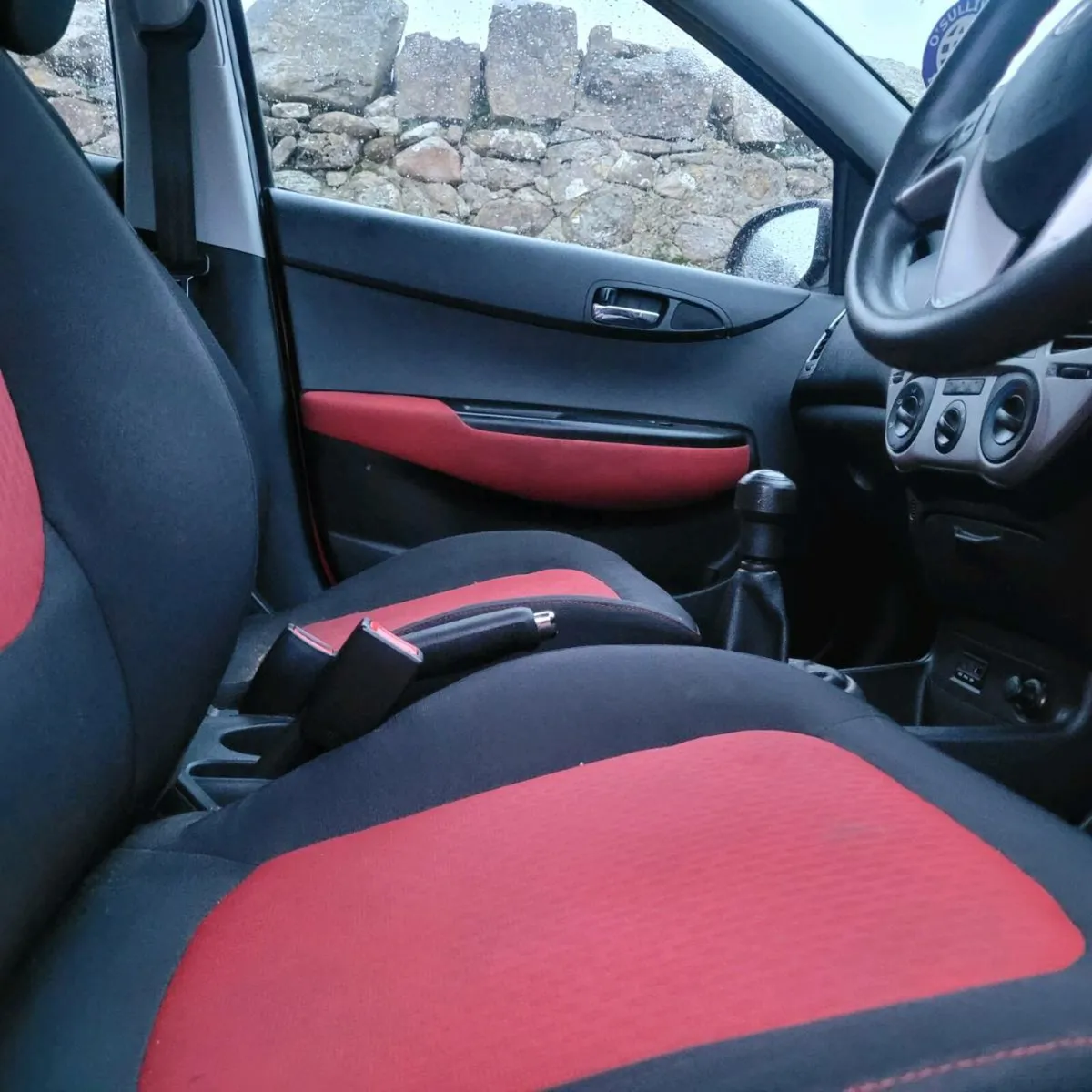 Hyundai i20 petrol - Image 3