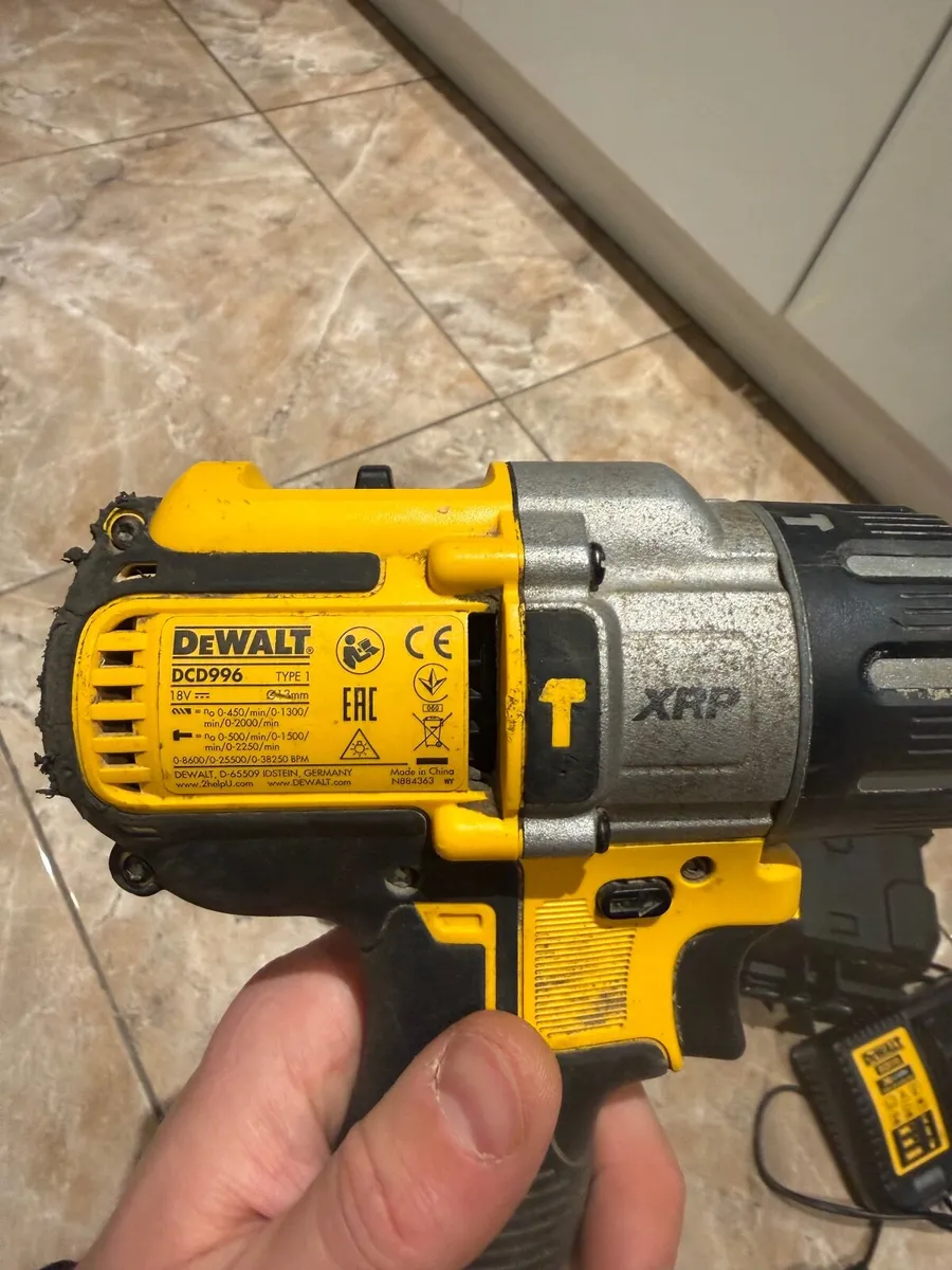 Dewalt cordless hammer Drill - Image 3