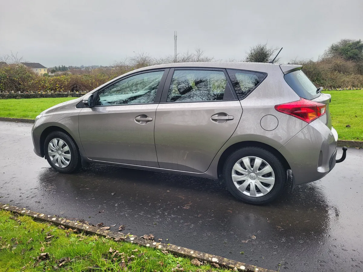 Toyota Auris  1.3 petrol 2014 - Image 4