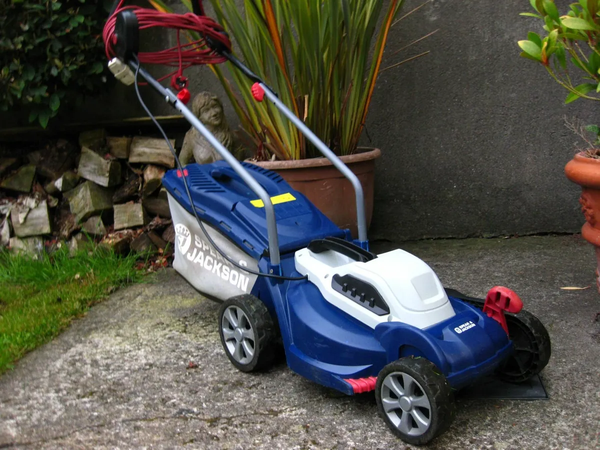 2023 Spear & Jackson Quality Electric Mower. - Image 1