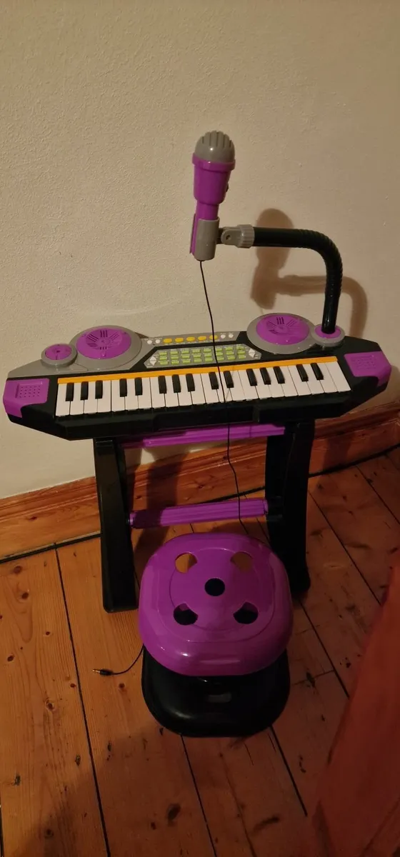 Toy Piano Keyboard - Image 1
