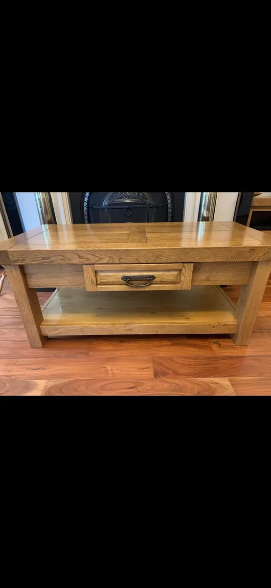Solid Oak Coffee table - Image 1