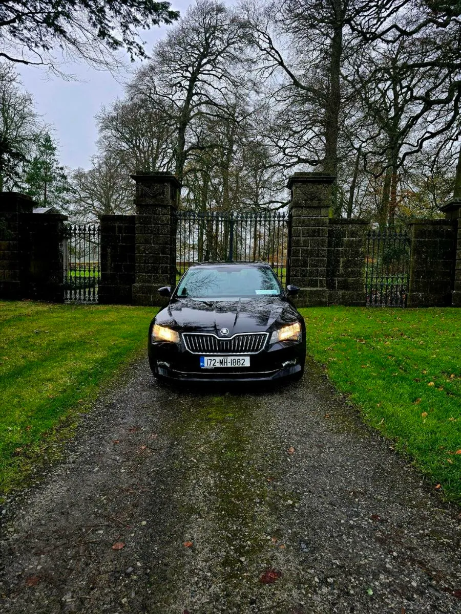 ​🌟 2017 Skoda Superb 1.6 TDI Style Auto🌟 - Image 2