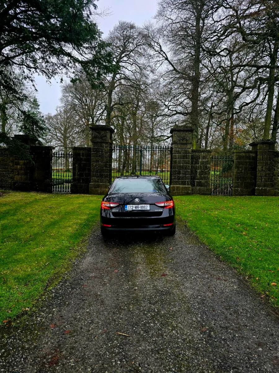 ​🌟 2017 Skoda Superb 1.6 TDI Style Auto🌟 - Image 3