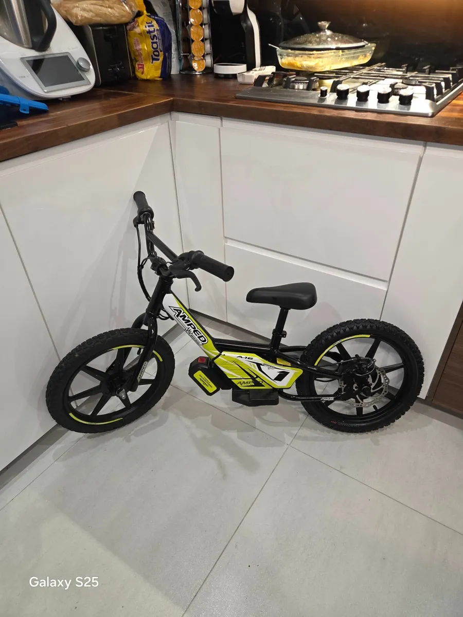 Kids electric bike amped a-16, 16 inch - Image 1