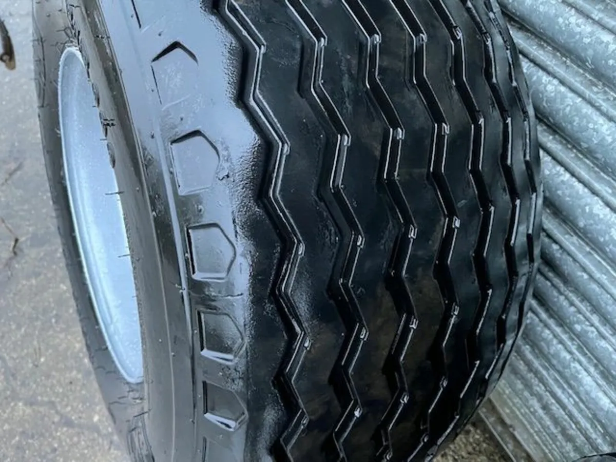BKT 400/60-15.5 TYRES - Image 4
