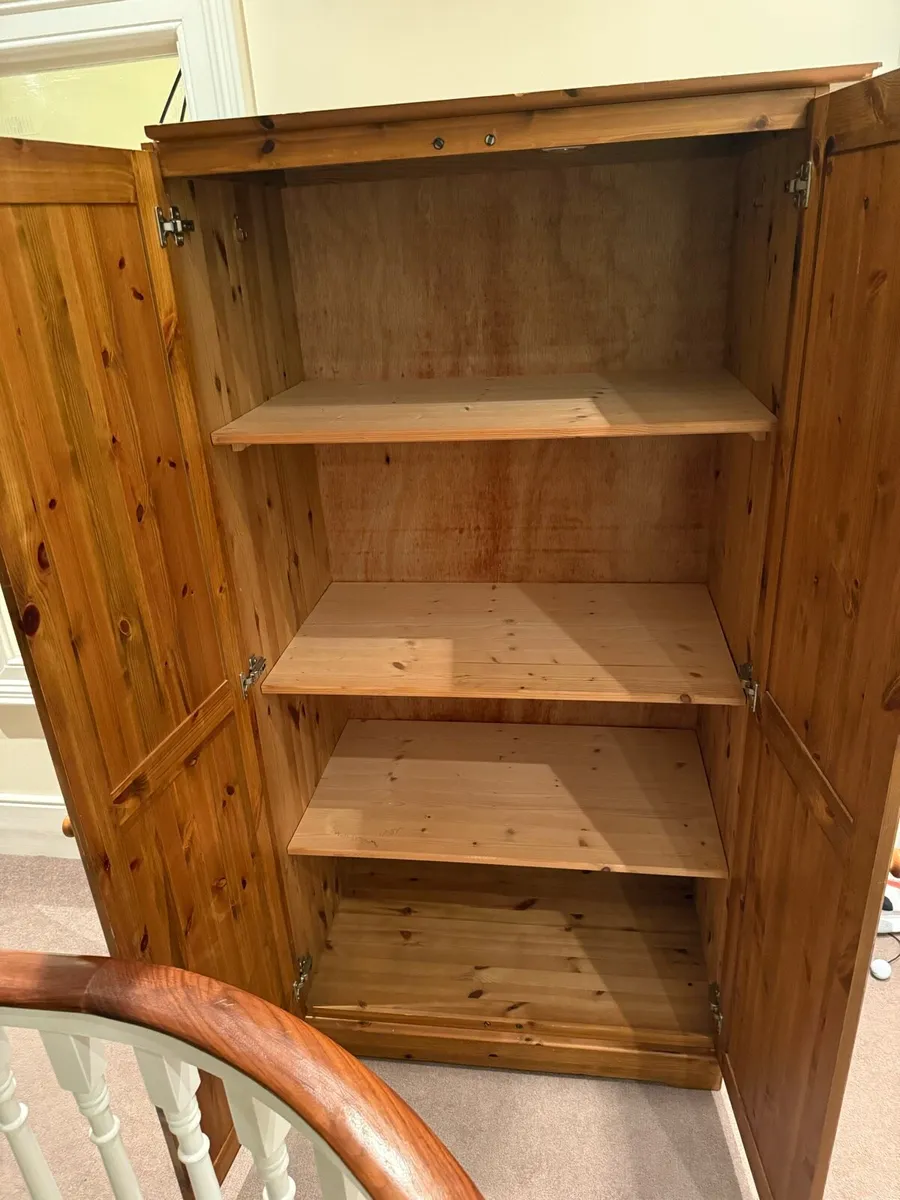 2 door wardrobe - Image 2