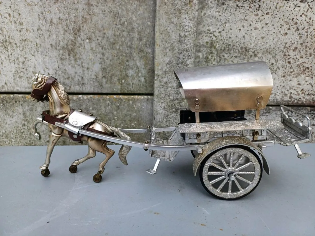 Vintage Metal Horse & Cart - Image 2