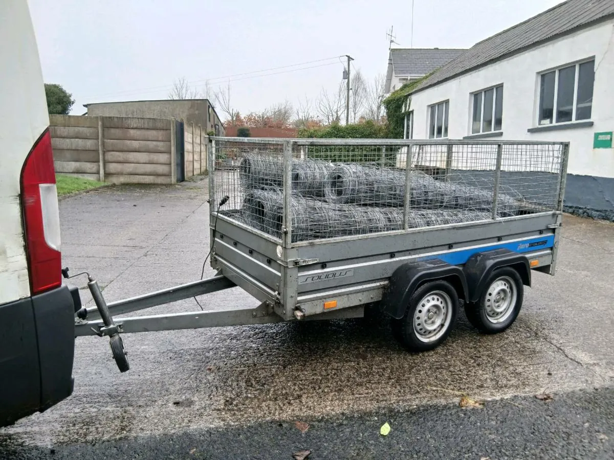 Car trailer  size 9 by 4.4 - Image 1
