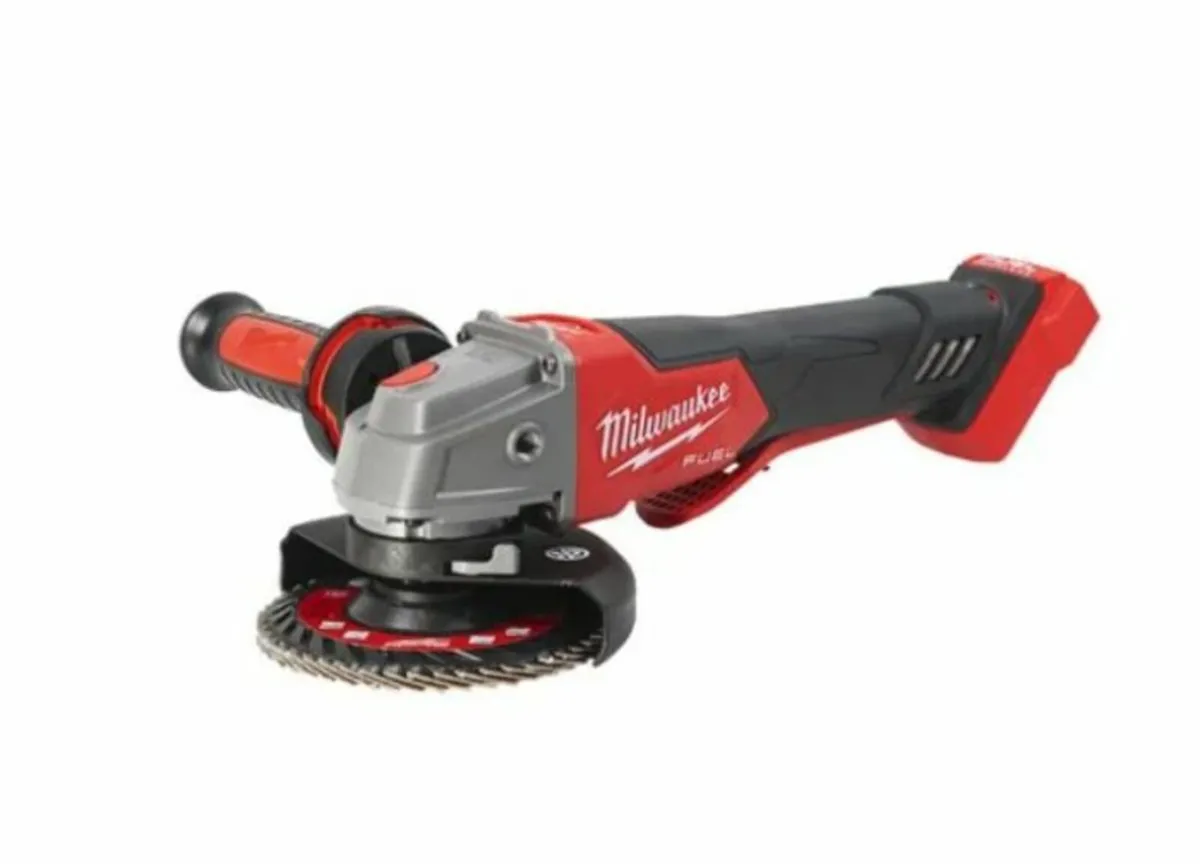 Milwaukee Corldess Fuel Grinder Body only