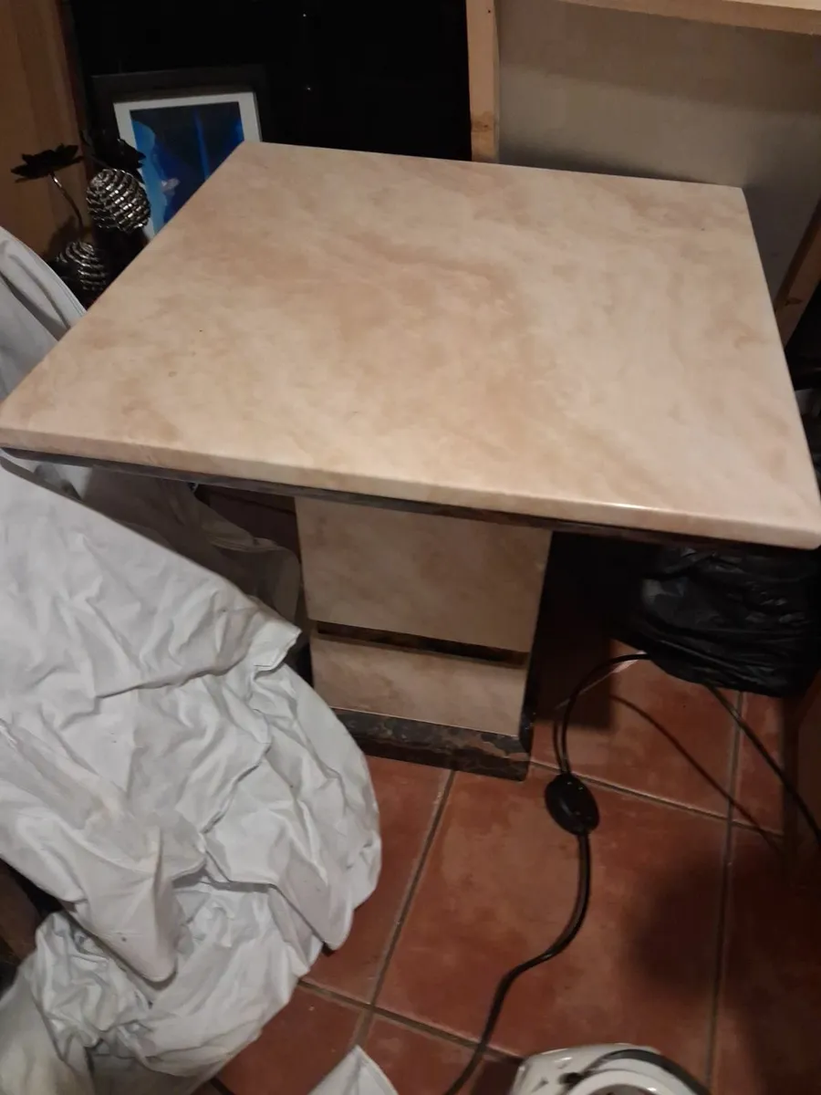 Marble side table - Image 1